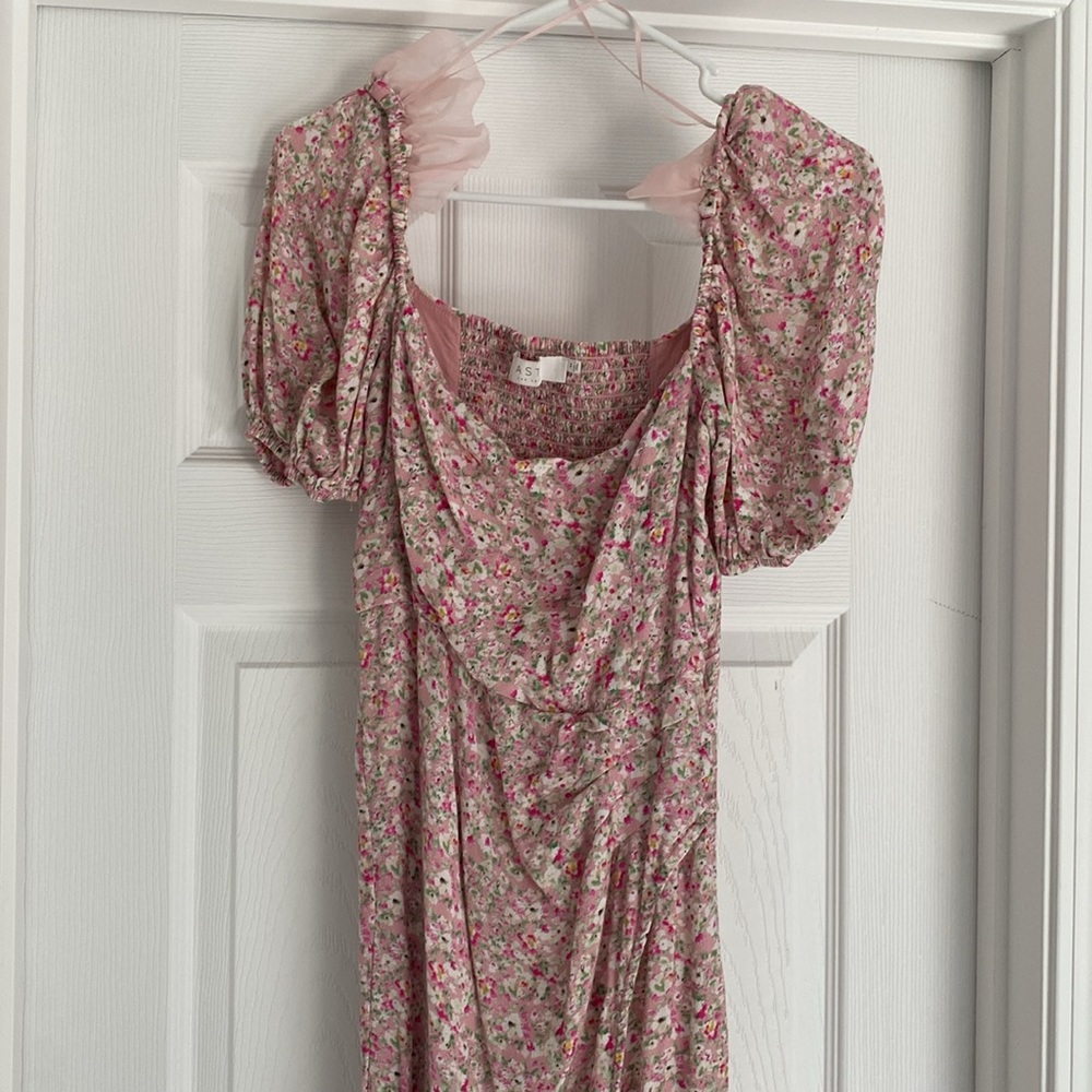 Astr The Label - floral midi dress